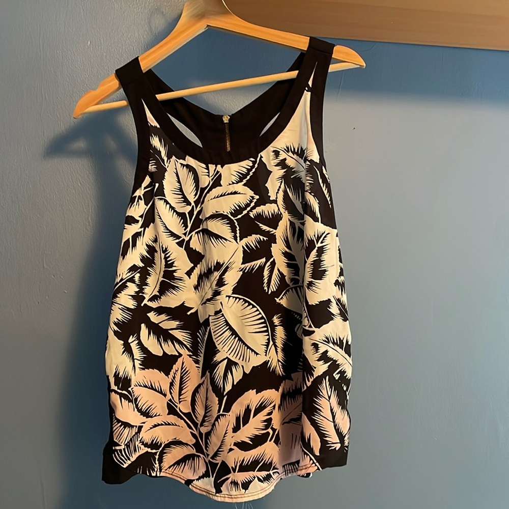 Express floral tank